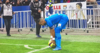 欧冠前瞻：勒沃库森盼延续欧战连胜势头，纽卡不会大幅轮换（欧冠前瞻：勒沃库森力争续写欧战连胜，纽卡轮换幅度不大）