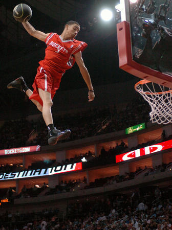 詹姆斯：衷心希望人们没有忘记罗斯，他是个不可思议的竞争者（詹姆斯：真心盼大家别忘记罗斯，他是一名令人惊叹的竞争者）