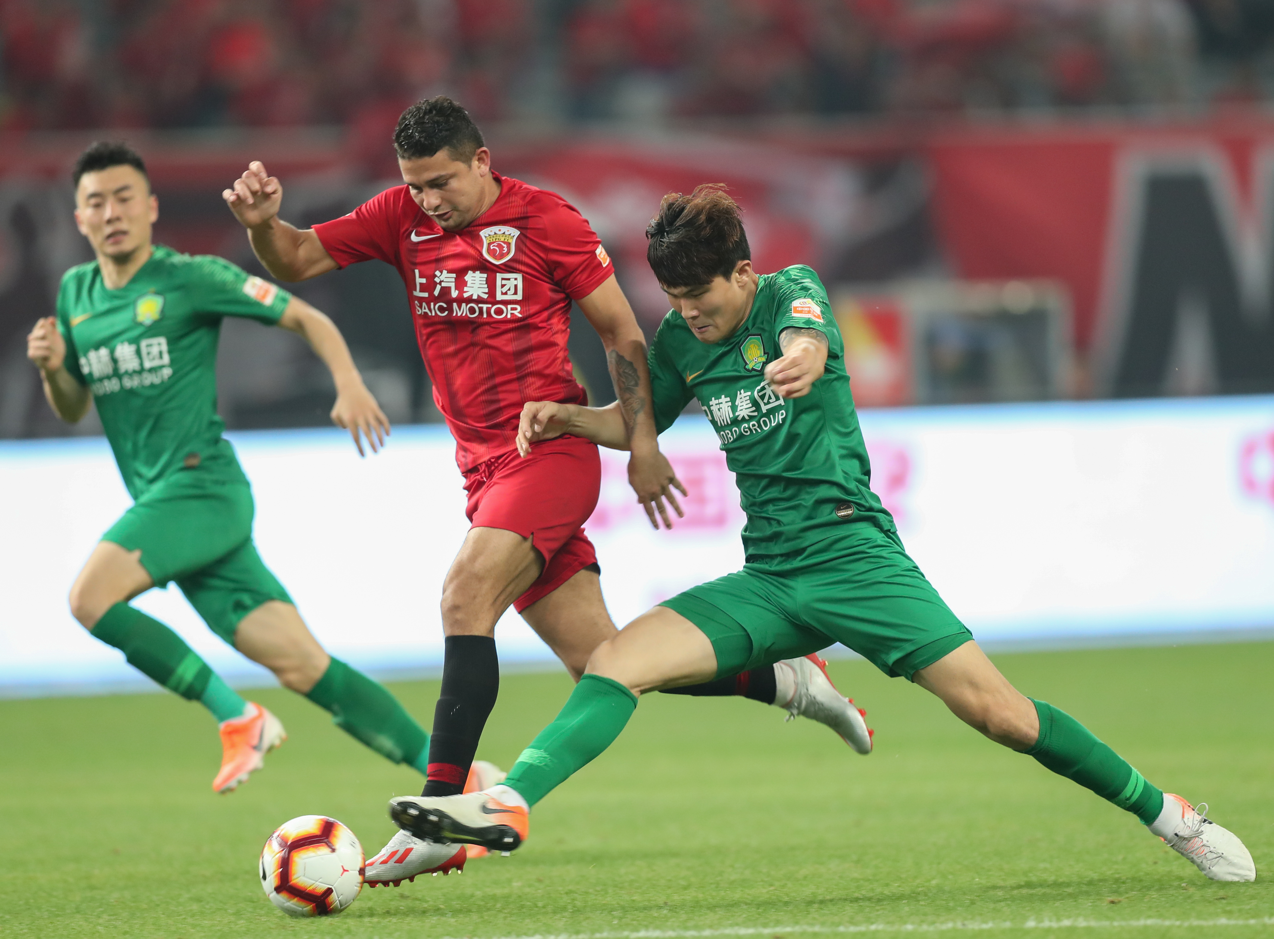 官方：邵佳一出任中国国家男子足球队新任主教练（中国男足官宣：邵佳一担任新任主帅）