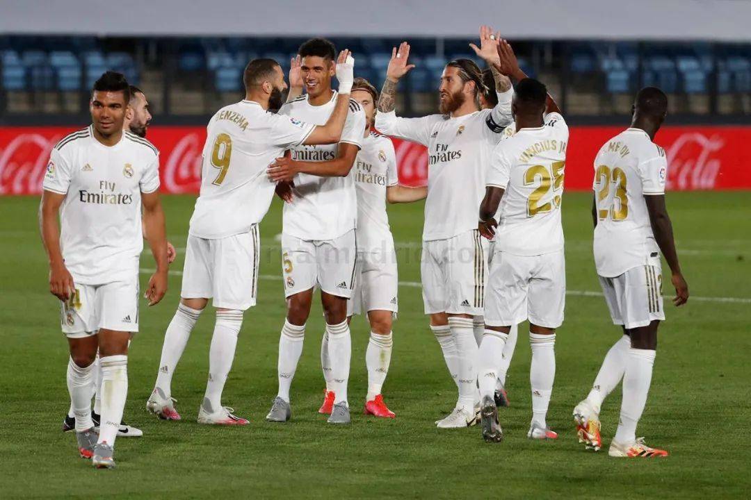 虎父无犬子，路易斯-布冯代表捷克U19上演帽子戏法