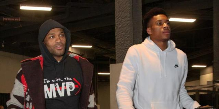 安永佳：赛季结束心情开心，希望明年表现更上一层楼（安永佳：赛季收官心情愉悦，期待明年更进一步）