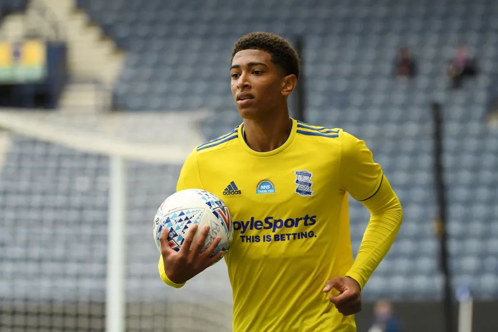 贝尔心目中的完美球员：C罗的射门，姆巴佩的速度，自己有两项（贝尔心中的理想球员：C罗的射术、姆巴佩的速度，再加上他本人的两大特长）