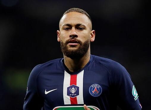 海港小将李新翔：这是梦幻的一年，武磊的点拨对我帮助很大（海港新星李新翔：梦幻一年，武磊指点助我成长）