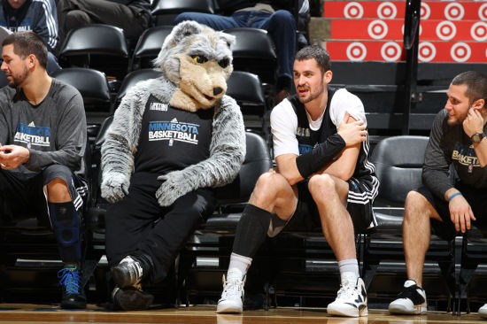 回应被说“老女人”“突破难”，吴艳妮：你们明年等着打脸（回应“年龄质疑”“难突破”说法，吴艳妮放话：明年等着看我打脸）