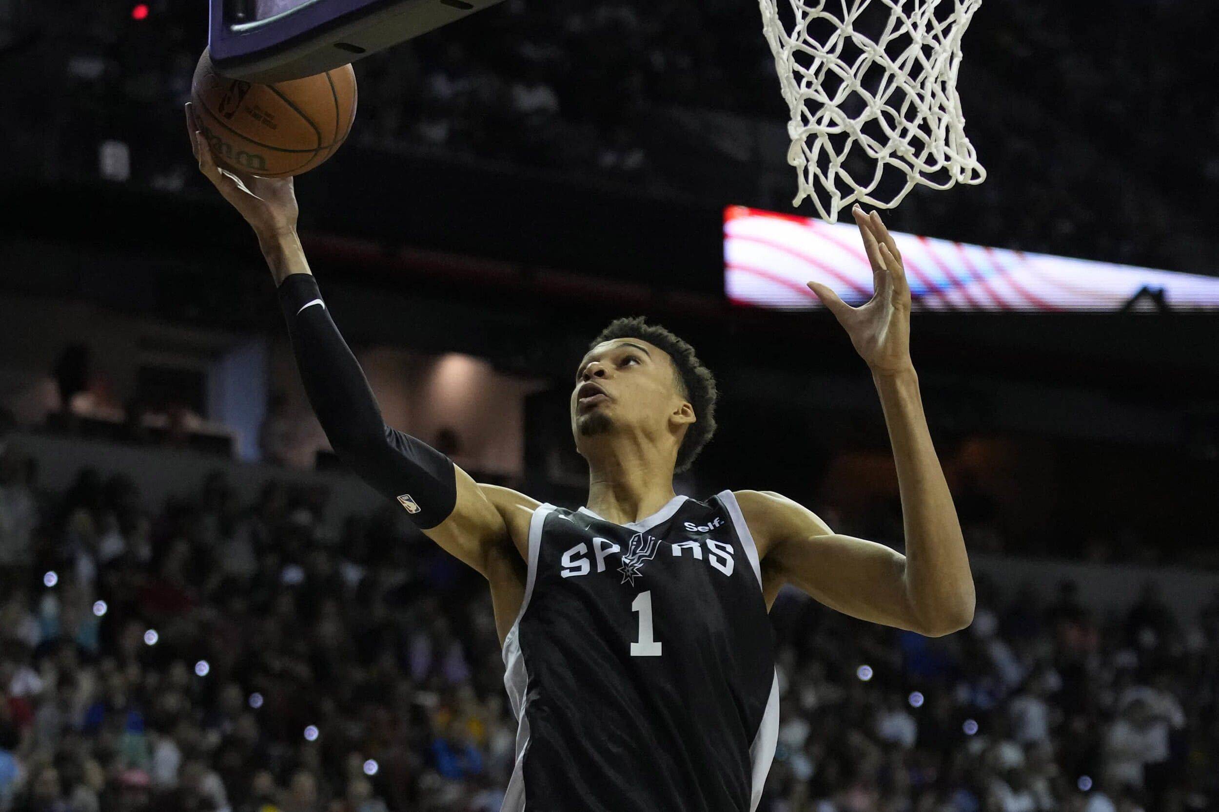 安帅：恩德里克要与俱乐部沟通，看看怎样的选择最有利于他（安切洛蒂：恩德里克需与俱乐部协商，选择对他最有利的方案）