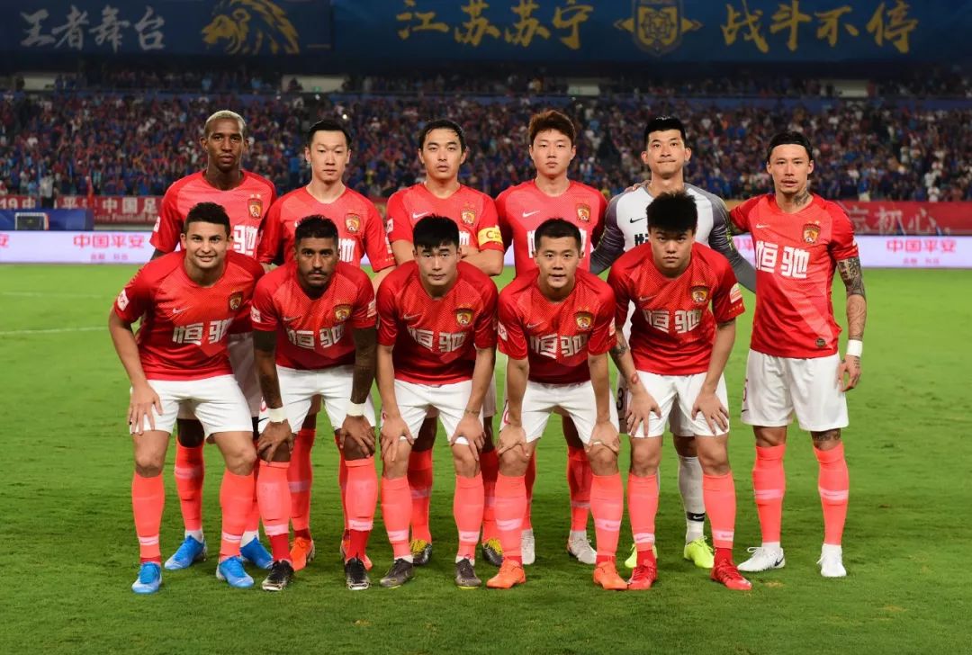 记者：吴少聪发烧，今日出席国安赛前发布会球员调整为张玉宁（记者：吴少聪因发烧缺席，国安今日赛前发布会改由张玉宁出席）