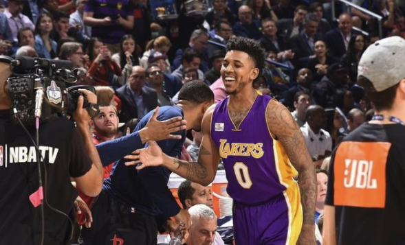 苏超终局之战即将打响，南通队vs泰州队谁能问鼎冠军？苏...（苏超决战在即：南通对阵泰州，谁将加冕冠军？）